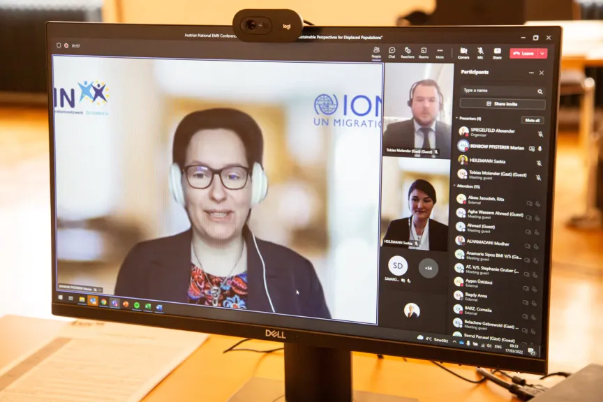 Screenshot einer Online Besprechung