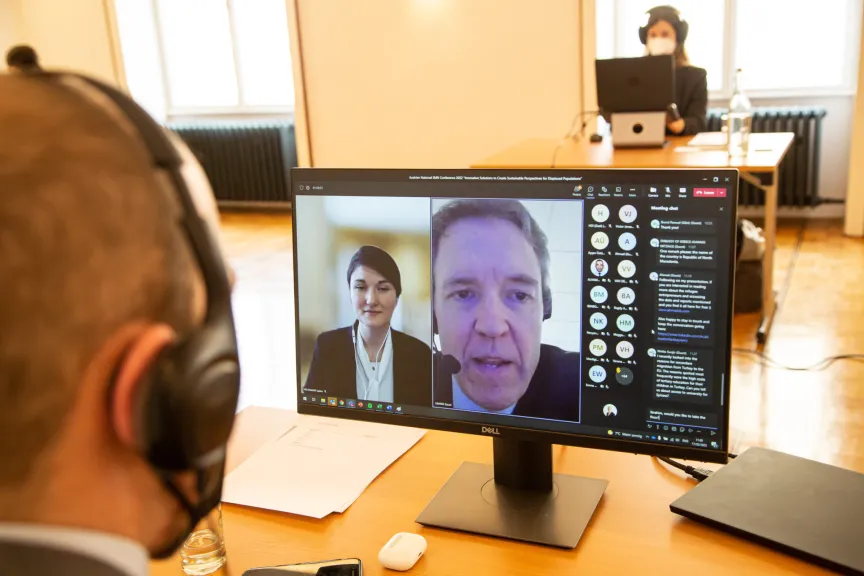 Screenshot einer Online Besprechung