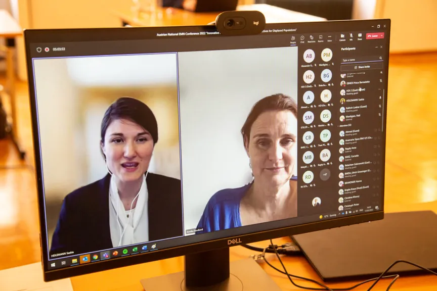 Screenshot einer Online Besprechung