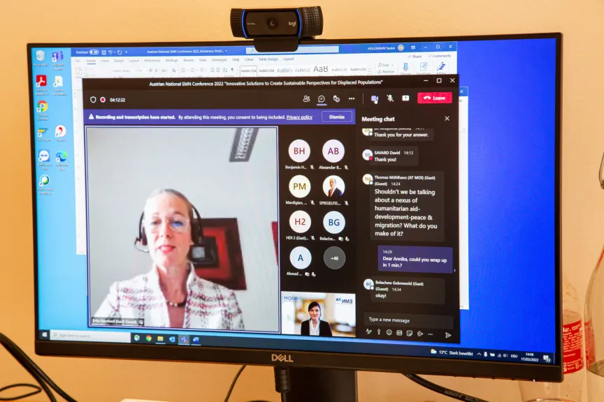 Screenshot einer Online Besprechung