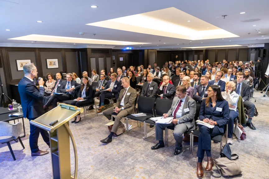 Picture_Audience from front (PW).jpg