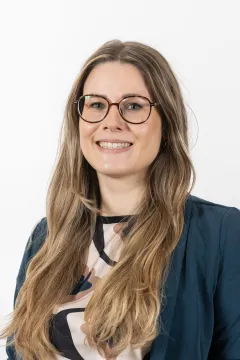 Sarah Zischka, BA, MA